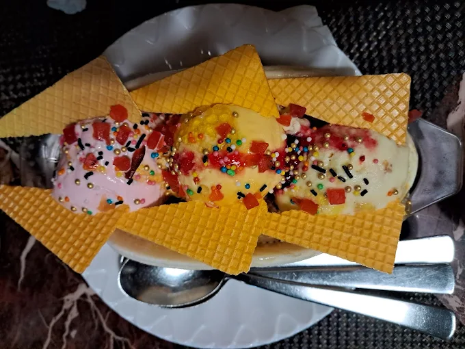 About Us Right Image